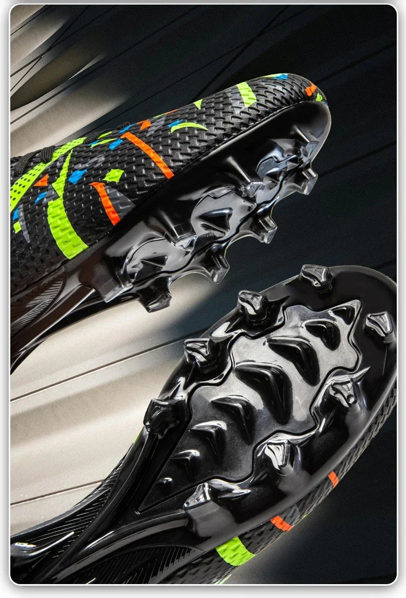 New Men Football Boots Match Sneakers Soccer Shoes Non-Slip Professional Training Shoes Grass Outdoor Sport Ultralight Unisex