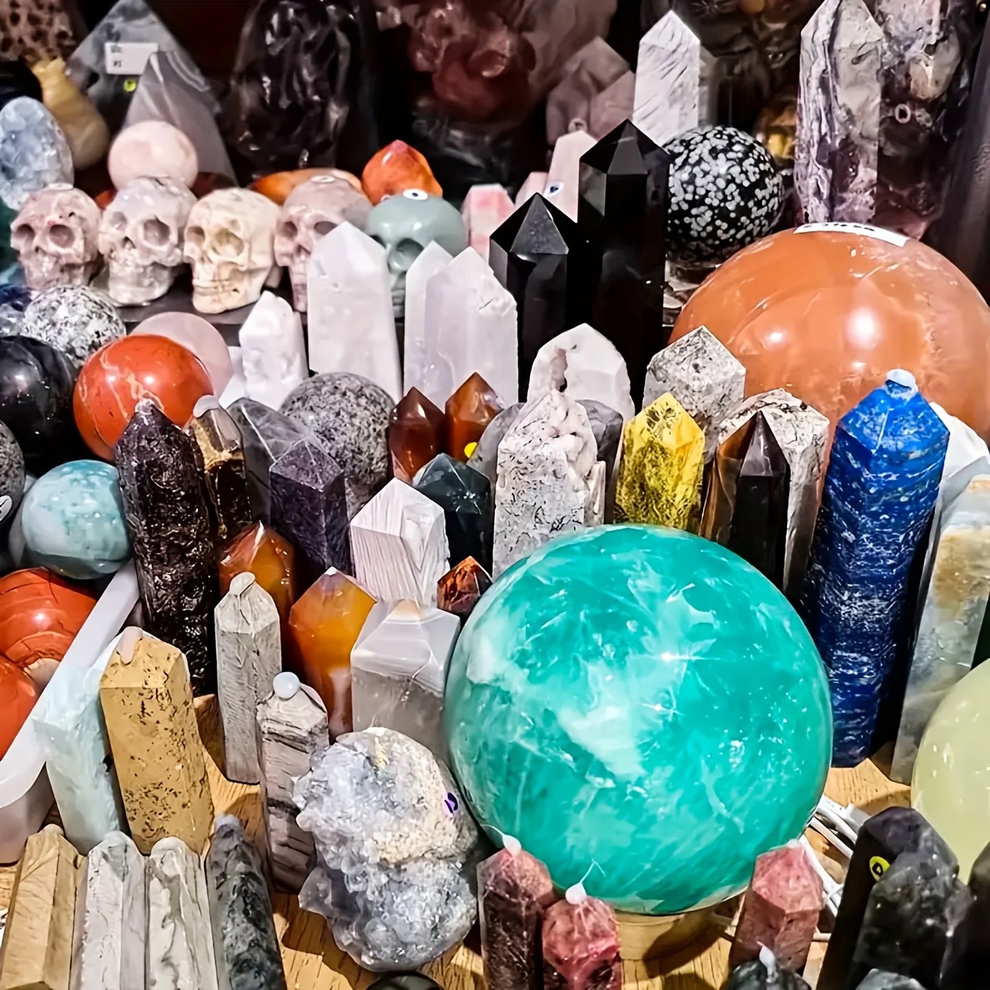 Open Your Own Unique Crystals! 4lb-6lb Crystal Gift Box-Mixed Raw Stone, Tower, Sphere, Carving, Bracelet Ring, Home Decoration