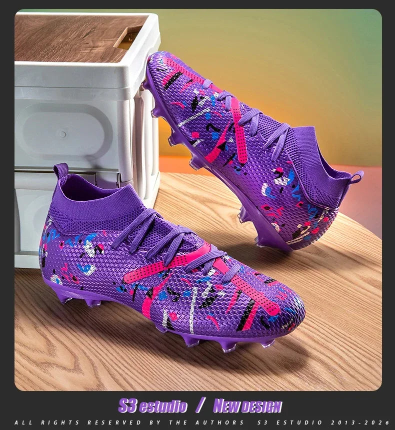 New Men Football Boots Match Sneakers Soccer Shoes Non-Slip Professional Training Shoes Grass Outdoor Sport Ultralight Unisex