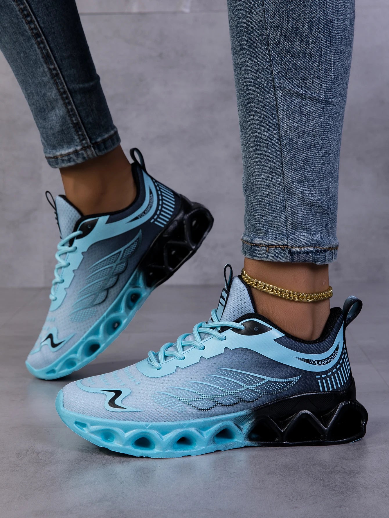 Women Gradient Mesh Running Sneakers, Breathable Hollow Shock Absorbing Blade Sole Athletic Shoes, Lightweight Fashion Non Slip Walking Sports Trainers