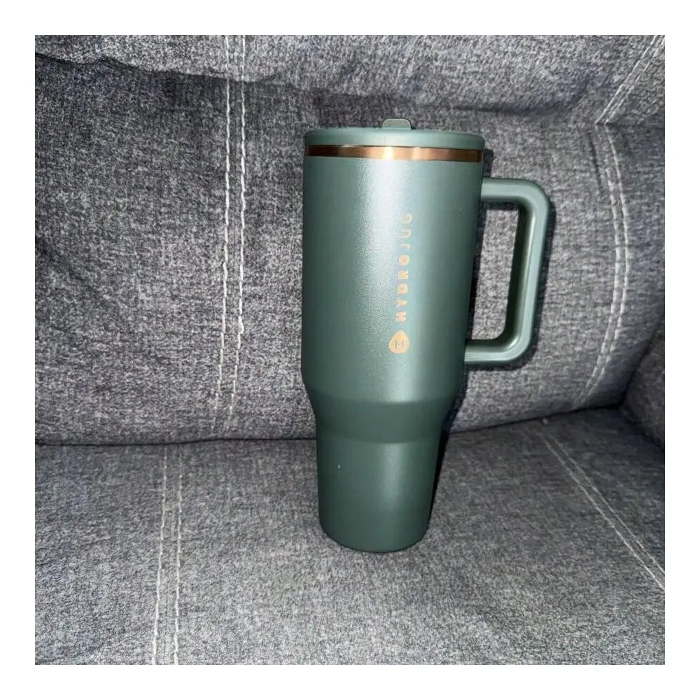 NEW Traveler 32 Oz 40 Oz Water Bottle With Handle Flip Straw Fits In Cup Holder, Leak Resistant TumblerReusable Insulated Stain