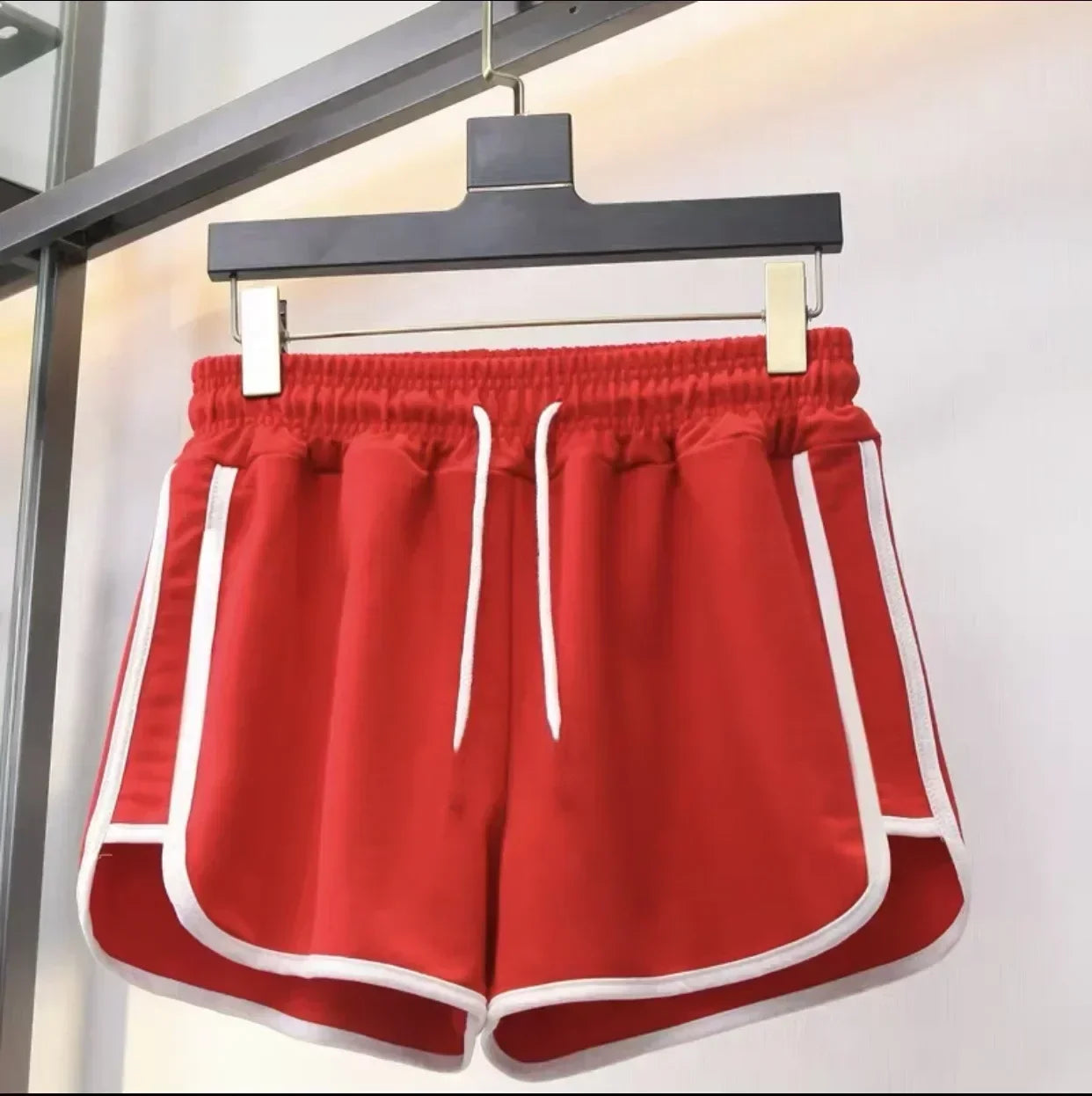 2024 Striped Sports Shorts Women Korean Fashion Casual Mini Shorts Summer Simple Loose Wide Leg Shorts Ladies New